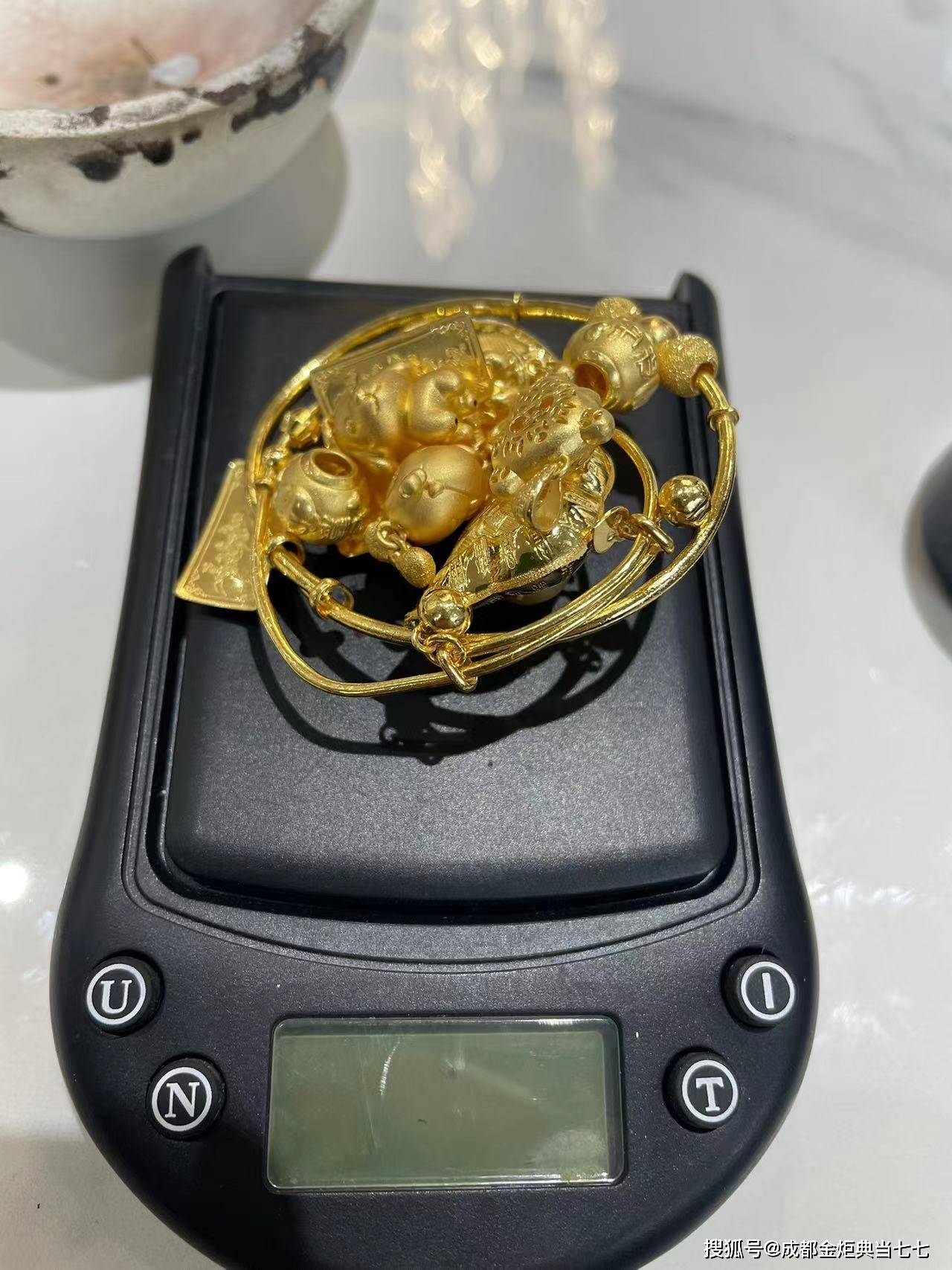 太原最新24小时上门回收金价方法分析(最方便真实的太原24小时上门回收黄金方法)
